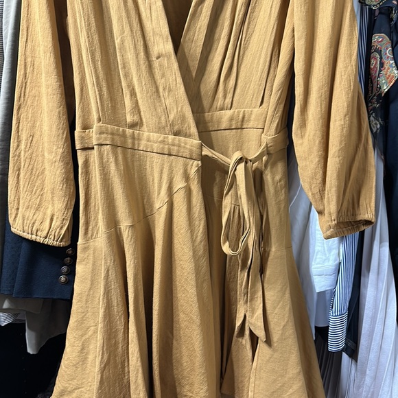 Long Sleeve Wrap Dress - Picture 4 of 4